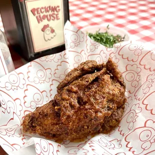 1/4 chili chicken  @davideatsdc