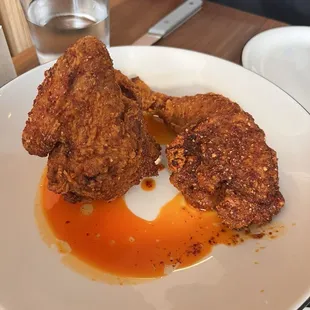 chicken wings and fried chicken, fried chicken wings, chicken, food, bbq wings, chicken wings, fried chicken, bbq chicken, poultry