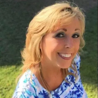 Lynda M.