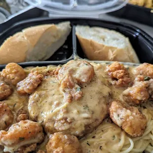 Crab Cake &amp; Shrimp Pasta