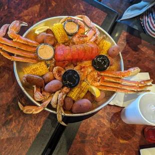 Captain&apos;s platter
