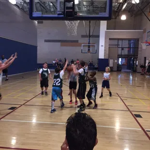 Youth hoops