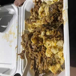 pulled pork mac and cheese