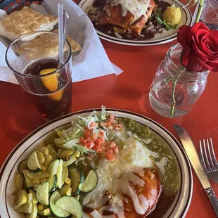 Sopapillas, roast beef stuffed sopapilla, huevos devorciados with veggies.