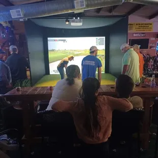 Indoor golf ... with TRACKMAN!!!