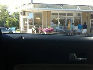 Darien Ice Cream Shoppe