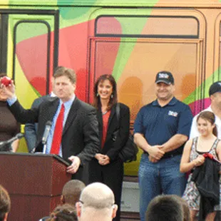 Ted &amp; Joe, along with Mayor Greg Stanton at debut of the Fresh Express.