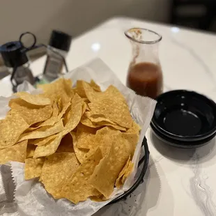 Chips &amp; Salsa