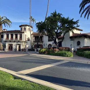 Beautiful outdoor view of restaurant front