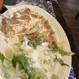 Vegan fajitas with sour cream and cheese in it