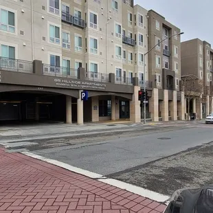 park in here, make sure u go to the single gate(right) to come in. double gate(left) is exit