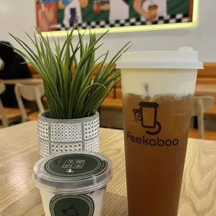 Osmanthus Oolong Cheezo Tea + red bean coconut pudding