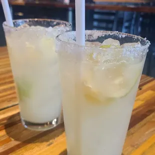 two glasses of lemonade