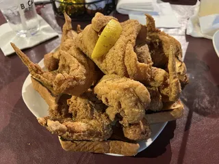 Ray's Uptown