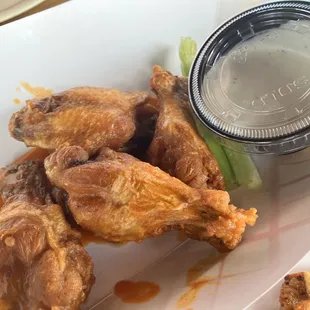 5 piece medium bone in Wings