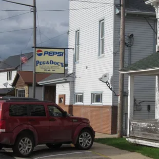 Storefront picture - Rural Wisconsin Tavern edition