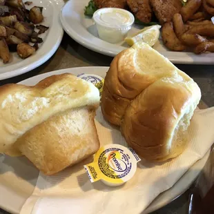 12/04/2021 - each meal comes with homemade rolls