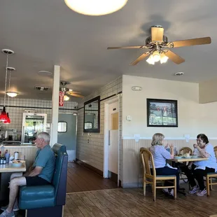 Nice environment, delicious food!