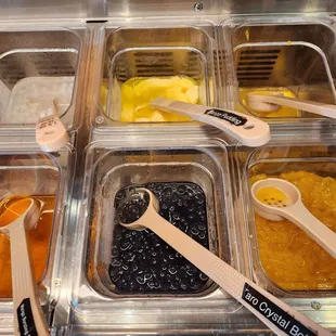 So many topping choices