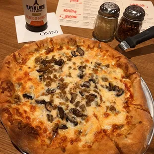 Sausage Pizza (add Mushroom)