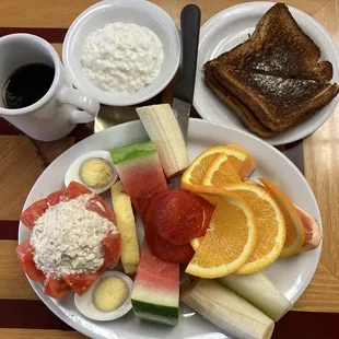 Stuffed tomato plate