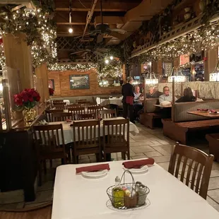 sushi and sashimi, interior