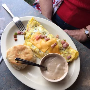 Western omelette and biscuit and gravy
