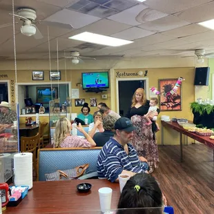 Great Family Fun place to eat and experience down home cooking like my mommas!