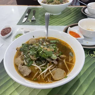 NS2. Beef Noodle Soup