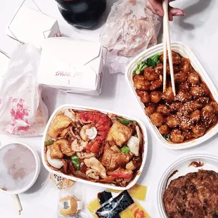 General Tso&apos;s chicken, egg foo young, and sub gum wonton. Free 2 liter of Coca-Cola.