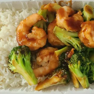 11&apos;30&apos;2022 L18 Shrimp &amp; Broccoli Lunch Special.