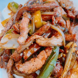 Sizzling Beef with Black Pepper Sauce