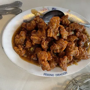 food, fried chicken, chicken wings, chicken wings and fried chicken, chicken, poultry, bbq wings, fried chicken wings, bbq chicken