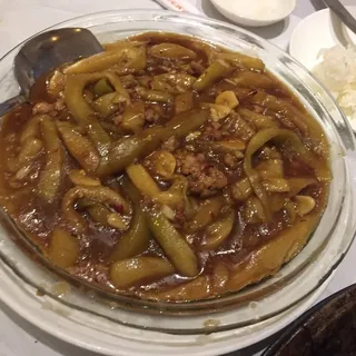 V5. Eggplant in Garlic Sauce with Minced Pork