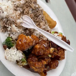 Orange chicken combo