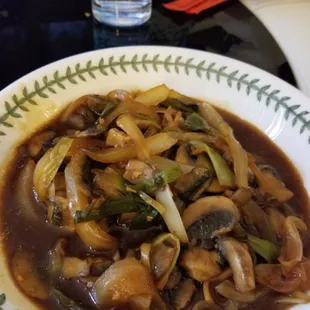 No beef in the Mongolian beef. Had to dump it out in a bowl to make sure. No beef. Shut this place down