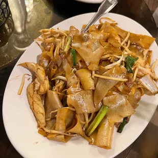 Seafood chow fun