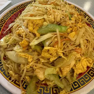Singaporean chicken noodle
