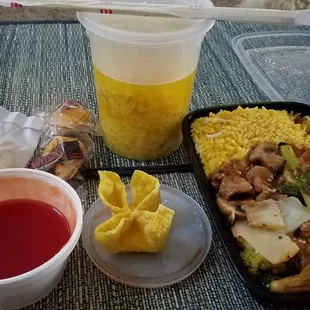 Hunan beef special (comes w/ pork fried rice &amp;egg roll), crab rangoon w/sauce, wonton egg drop soup, fried noodles &amp;our fortune cookies.