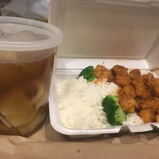 C5. General Tso's Chicken and  Wonton soup