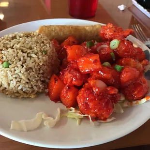 Butterfly shrimp with fried rice