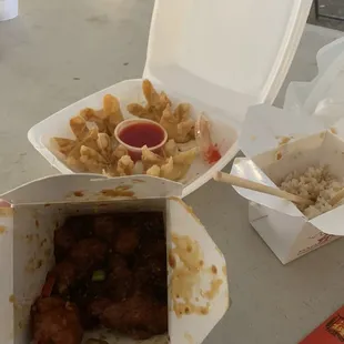 53A. General Tao's Chicken with Steamed Rice  Cheese Wonton