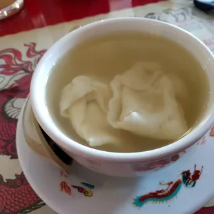 Wonton; salty bouillon, raw noodles