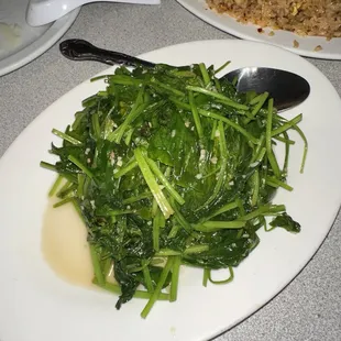 Fresh Spinach and Garlic