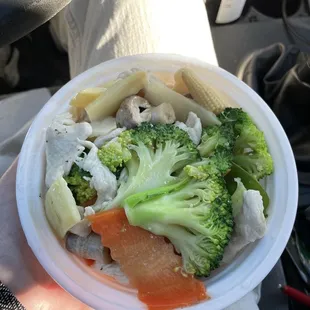 L08. Moo Goo Gai Pan