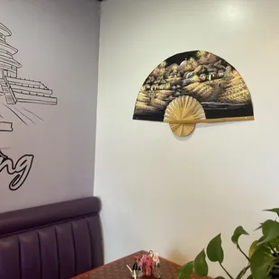 a picture of a chinese restaurant