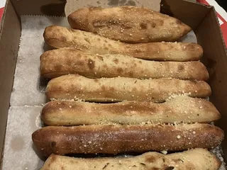 R & B's Pizza Place