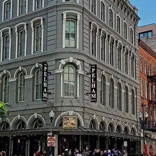 The Pelham Hotel - Exterior and Ruby Slipper Restaurant