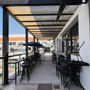 Outside entrance on harbor