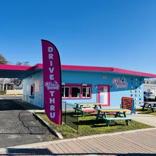 Front of the shop we also have a Drive Thru!!!